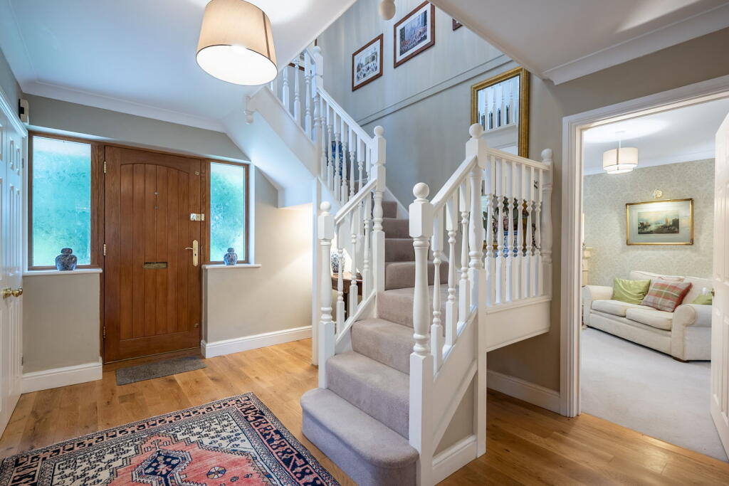 House in Farthinghoe, West Northamptonshire - View 3