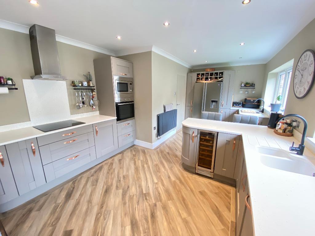 Brentwood Drive, Werrington, Stoke-On-Trent, ST9 0DW photo 5