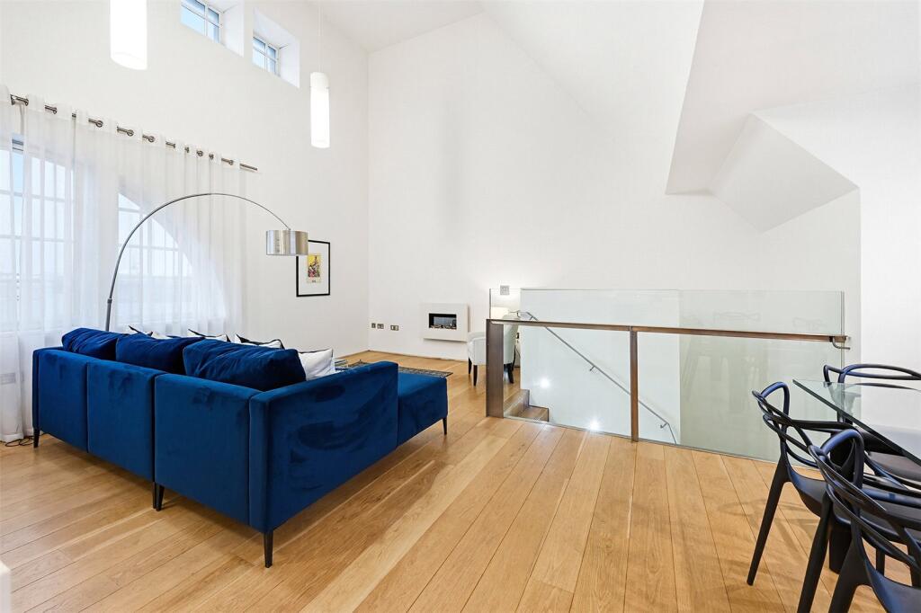 Apartment in London - View 4