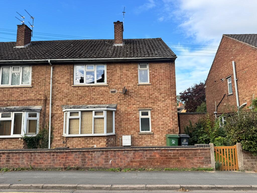 1-bed flat on Park Road, Loughborough, Leicestershire, £92,000