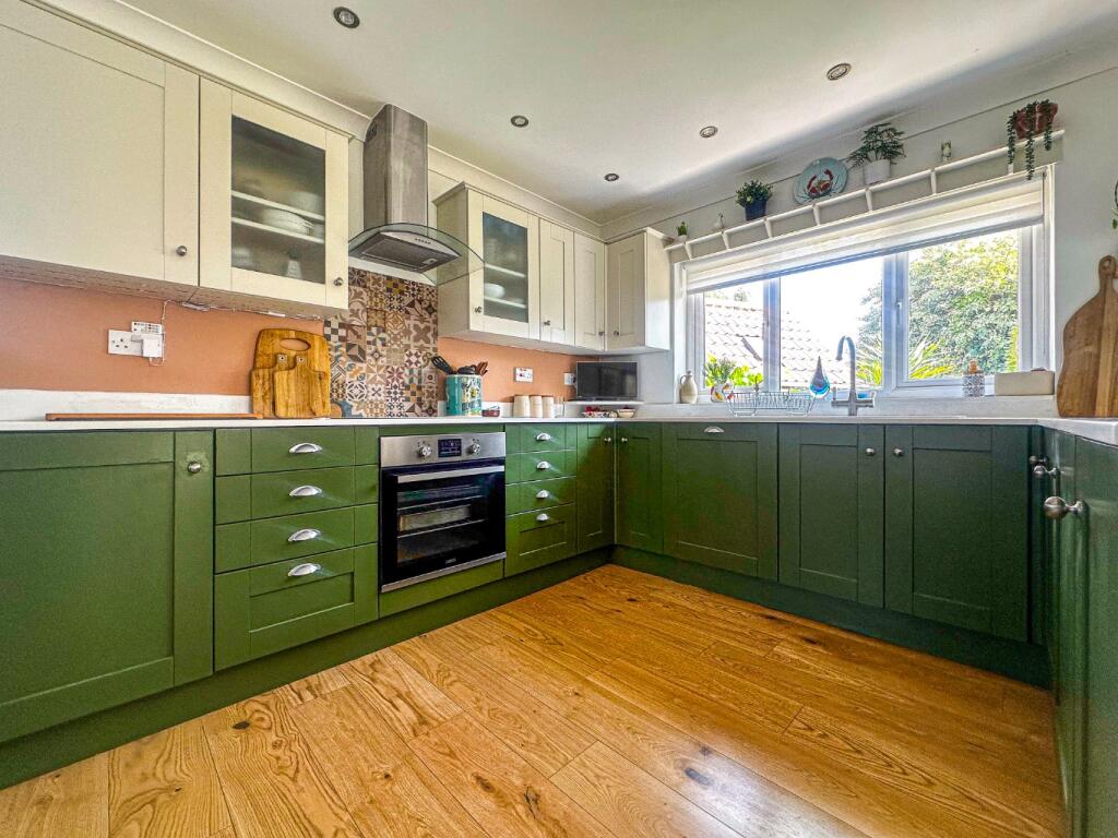 House in Taunton - View 4