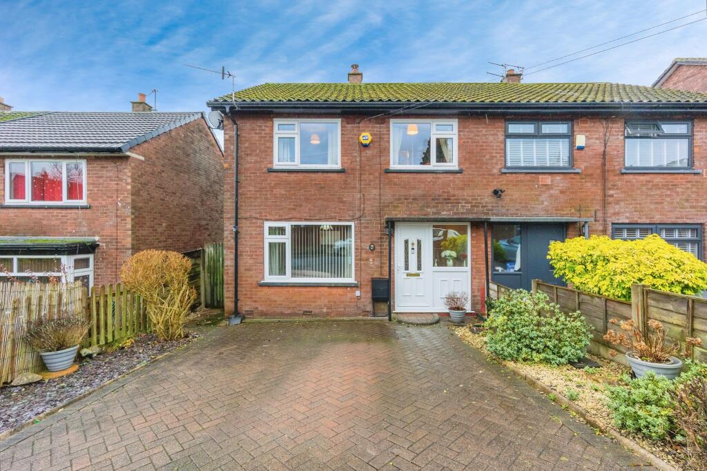 Main image of property: Church Road, Hollingworth, SK14