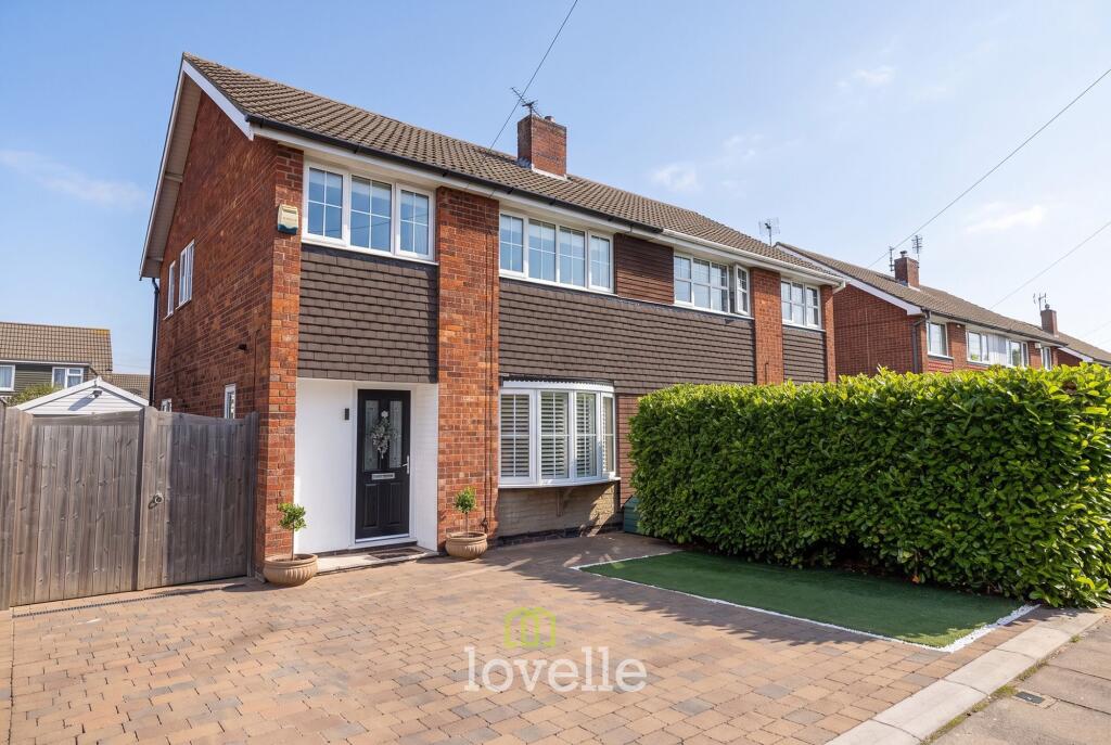 House in Doncaster - View 4