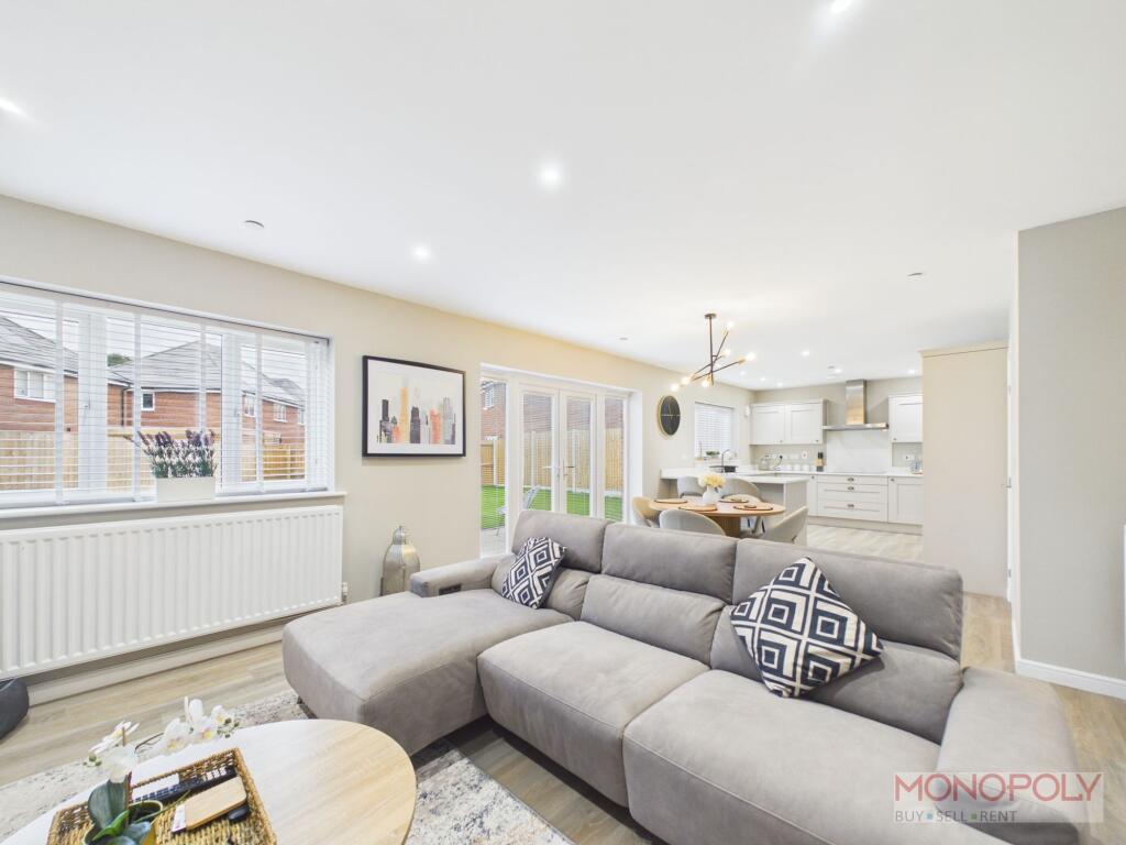 House in Gwersyllt, Wrexham - More