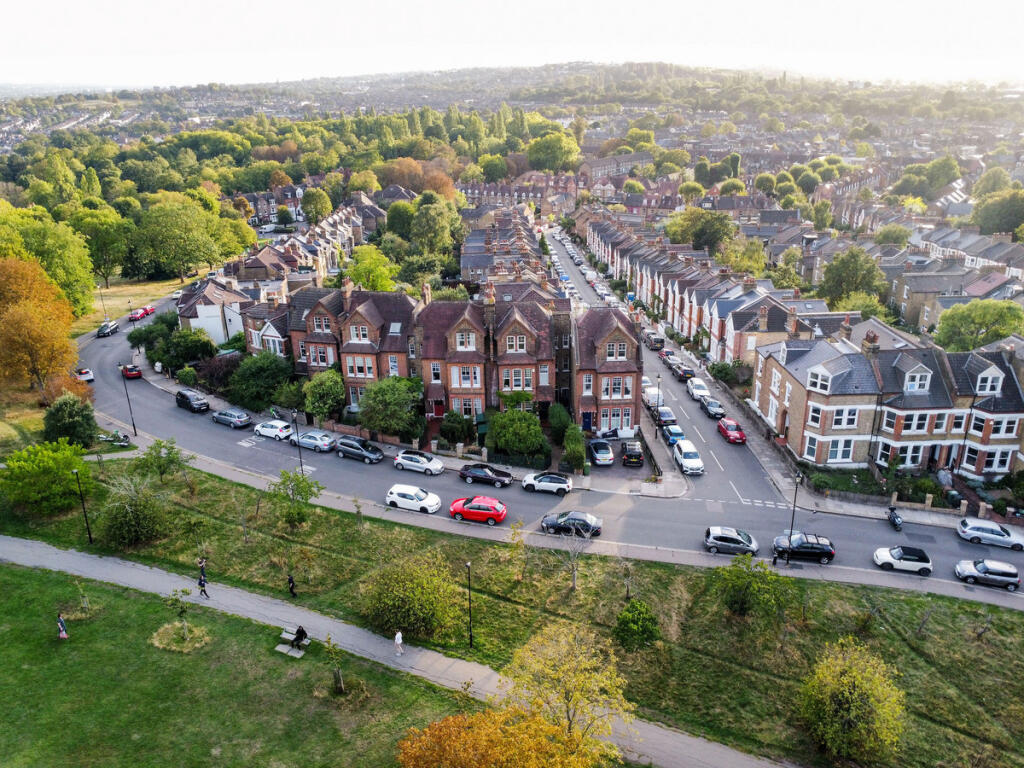 House in London - View 4