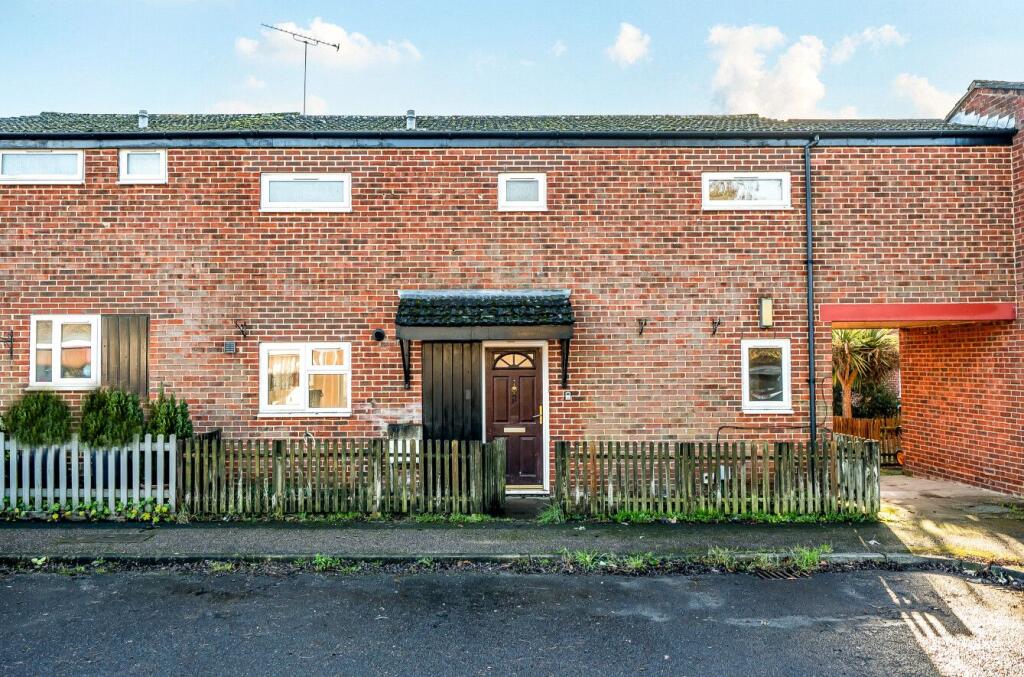 Main image of property: Avon Court, Andover, SP10 1DY