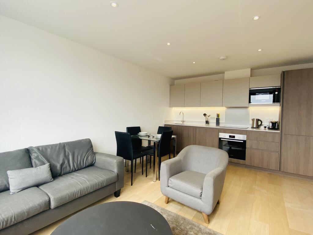 Main image of property: 23 Eastern Road, Romford Town Centre