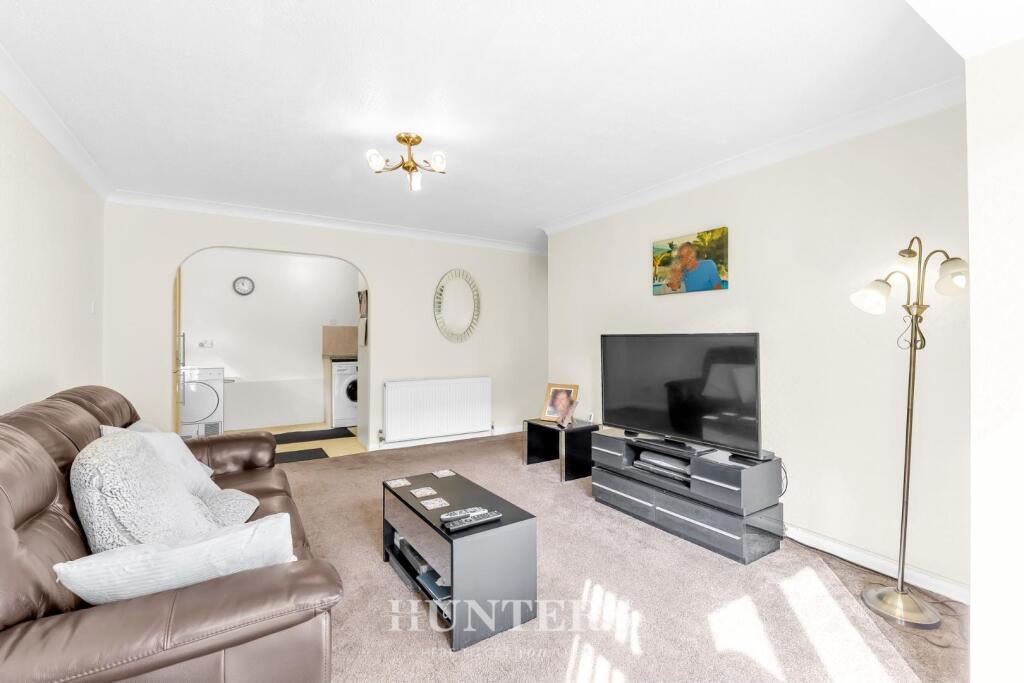 Apartment in Rochdale, Wood Side - More