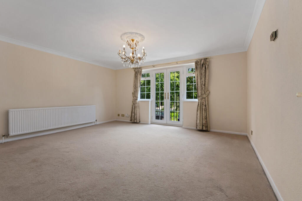 Main image of property: Colonels Walk The Ridgeway, Enfield, EN2