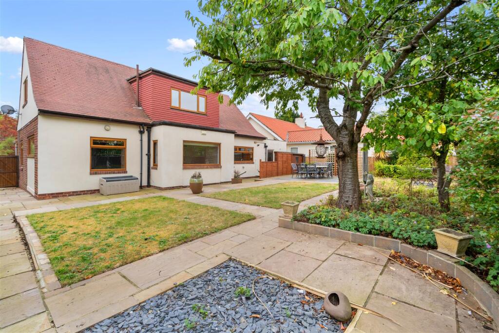 House in Stockton-on-Tees - View 3