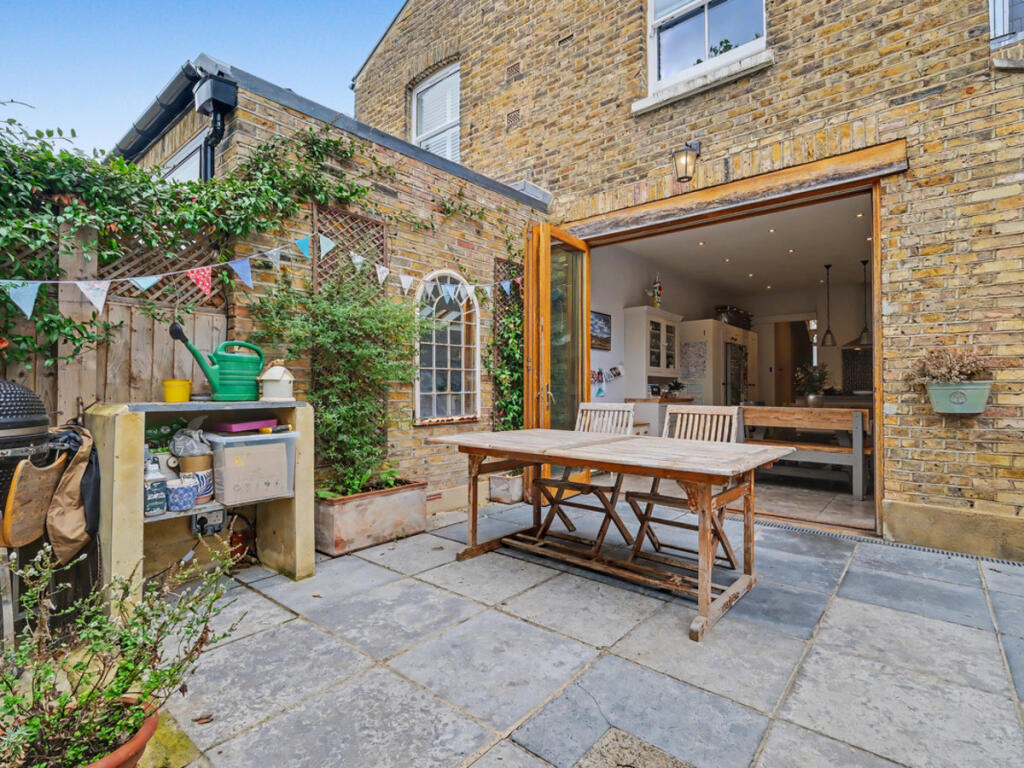 House in London - More