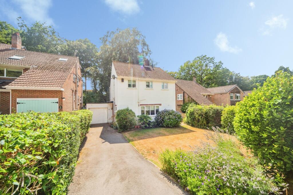 Main image of property: Bassett Row, Southampton, Hampshire, SO16