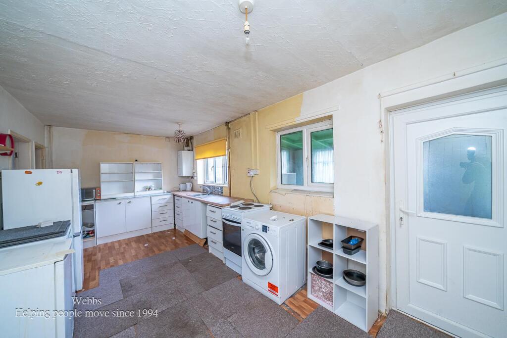 Cresswell Crescent, Walsall photo 3