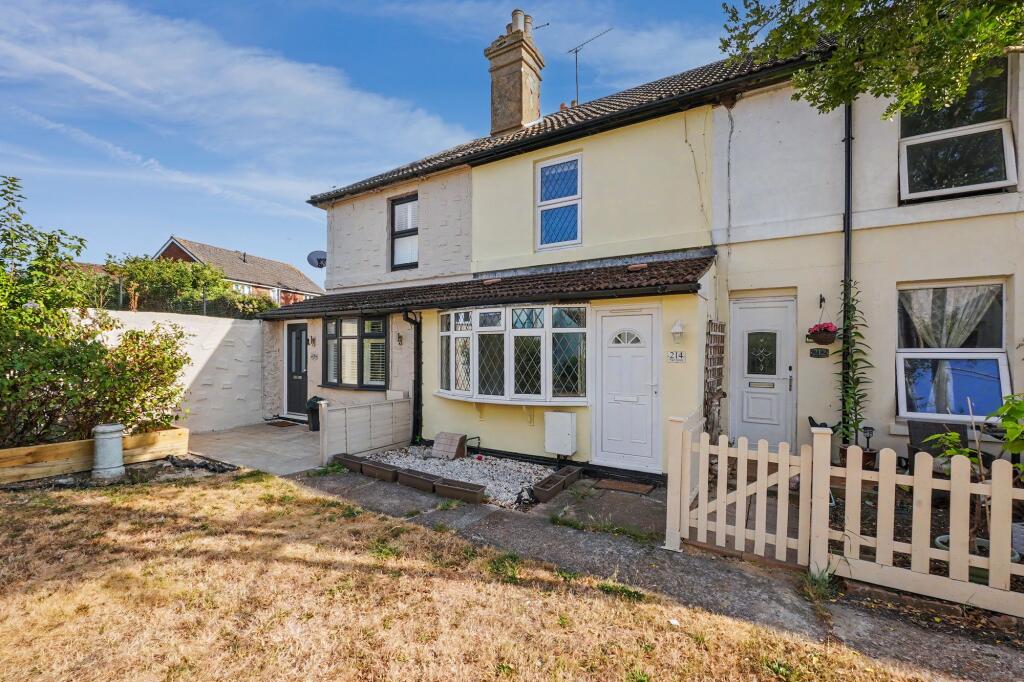 Main image of property: High Street, Wouldham, ME1