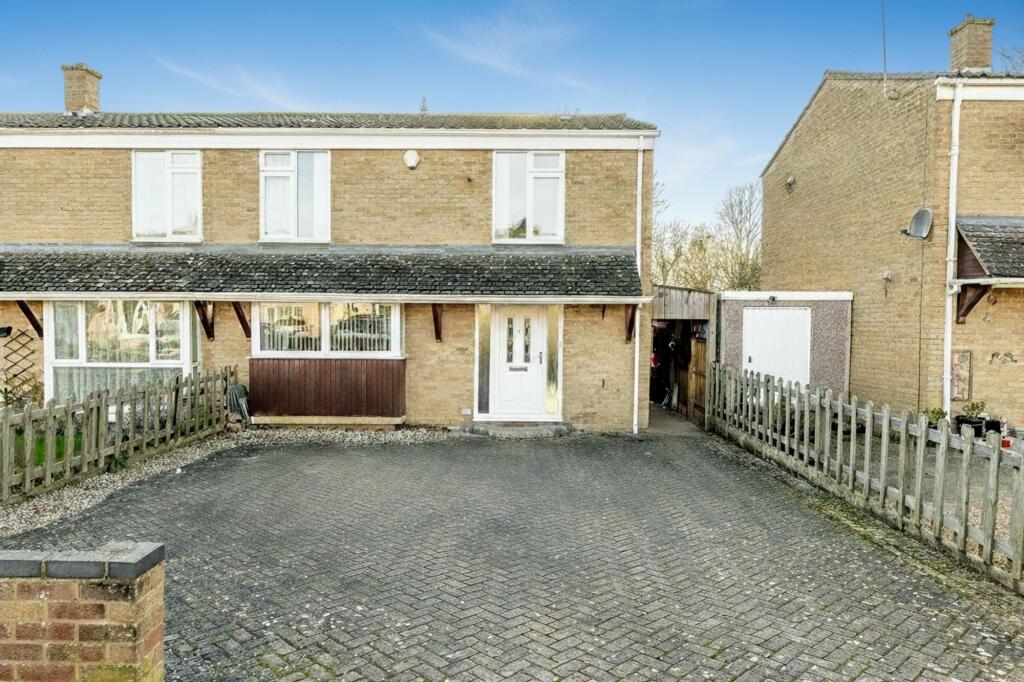 Main image of property: Sterling Road, Kidlington, OX5
