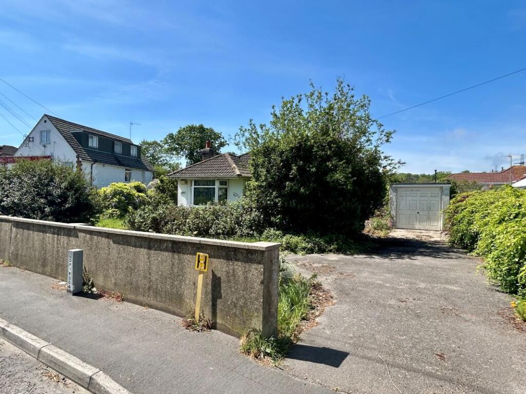 Main image of property: 104 Radipole Lane, Weymouth, Dorset, DT4 9RT