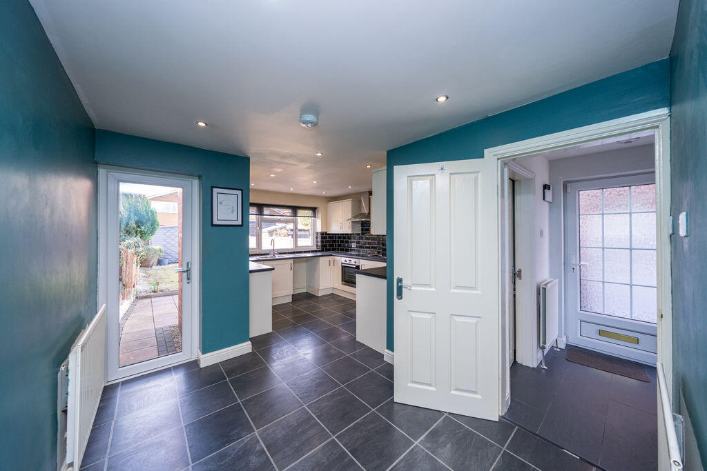 House in Dudley - View 5