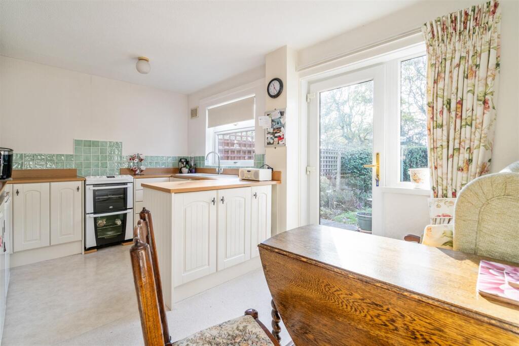 House in Solihull, Shirley - View 5