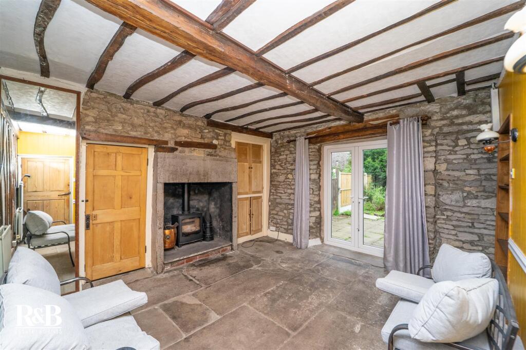 House in Lancaster - More