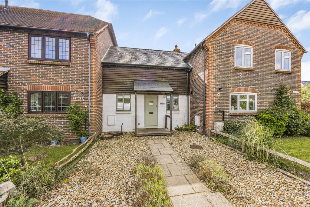 1-bed terraced on Church Lane, Birdham, Chichester, West Sussex, PO20, £375,000