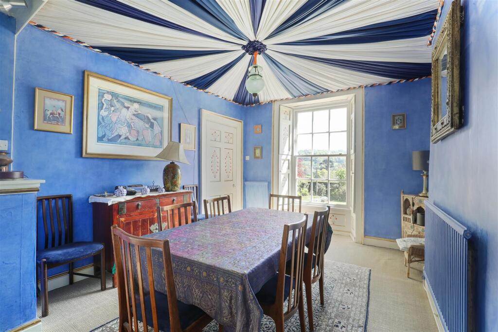 Whitecourt, Uley, Dursley - More