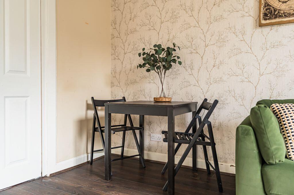 Apartment in Edinburgh, Haymarket, West End - More