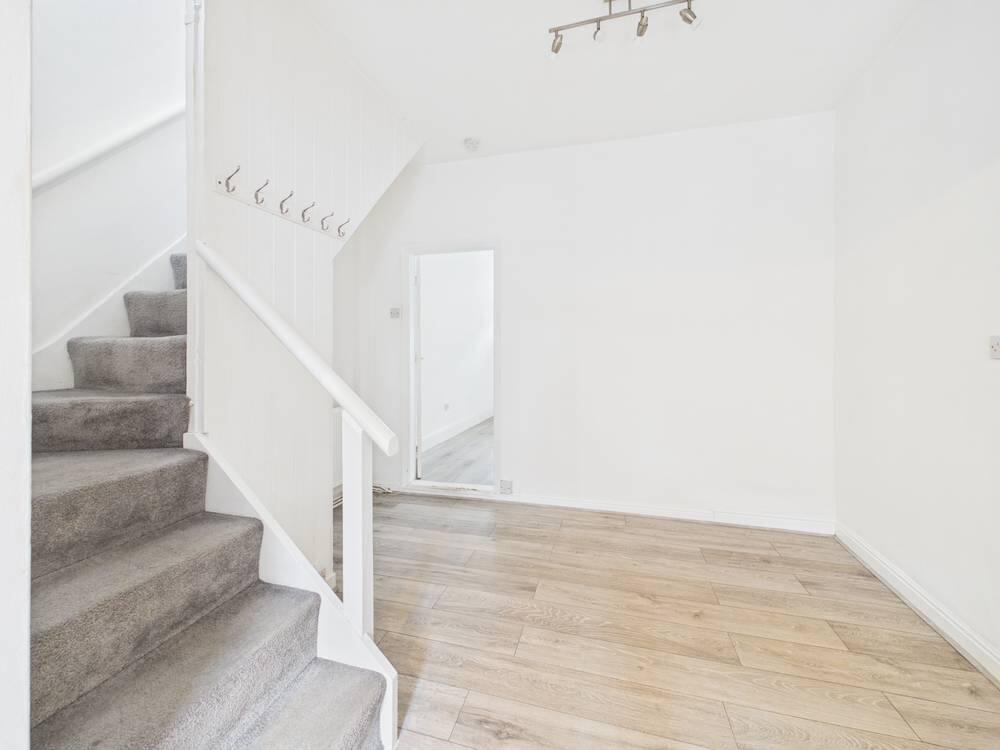 House in Hull, Kingston upon Hull - View 4