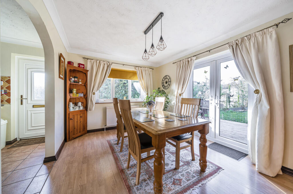 House in Torquay - More