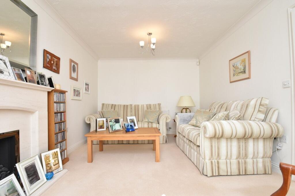 Gull Way, Chatteris, PE16 photo 3
