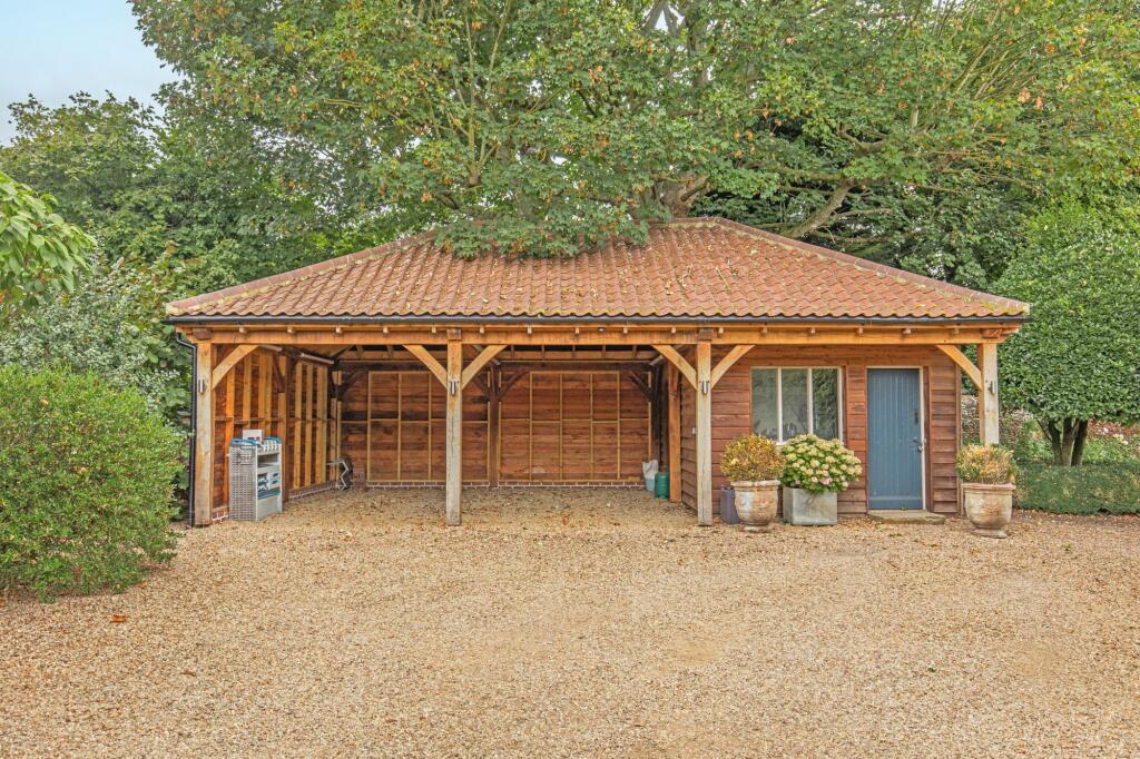 House in Peterborough - View 5