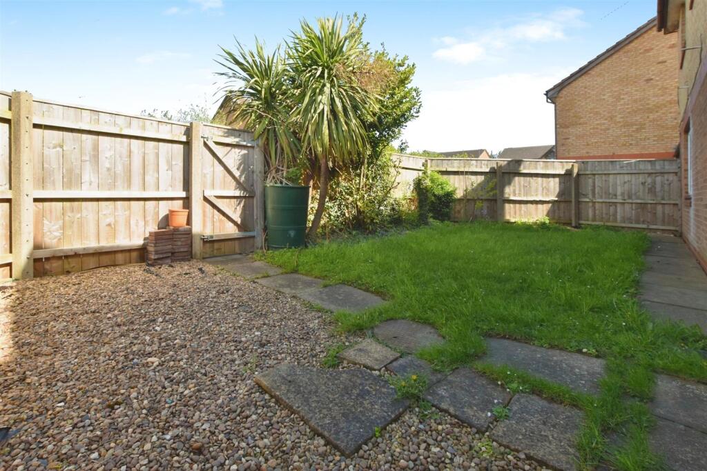 House in Hull, East Ella - View 4
