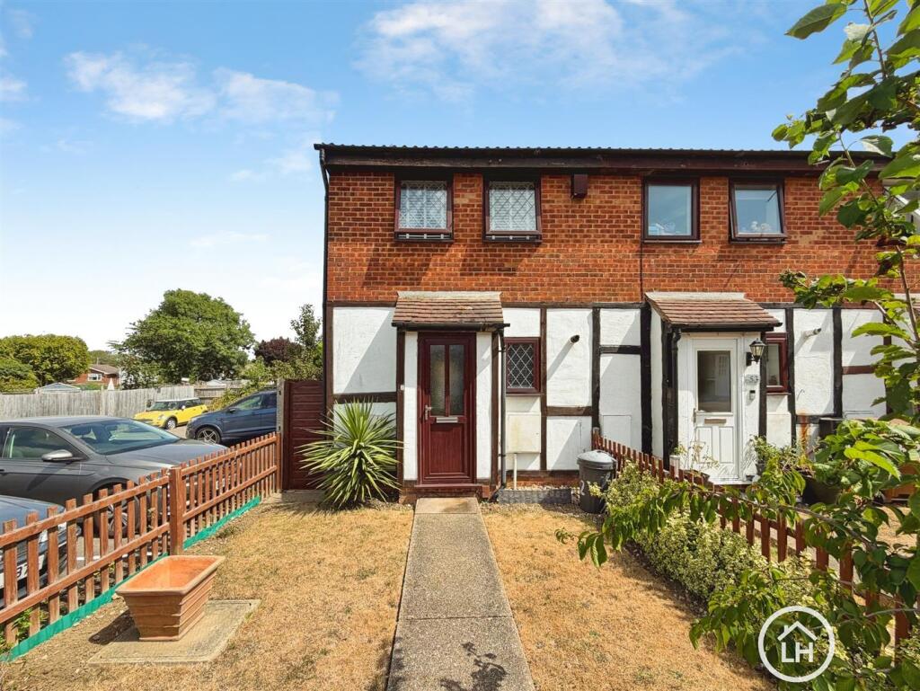 Main image of property: The Everglades, Hempstead, Gillingham