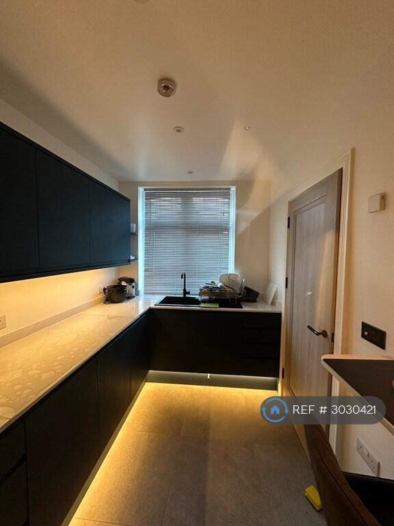 House in Harrow - View 4