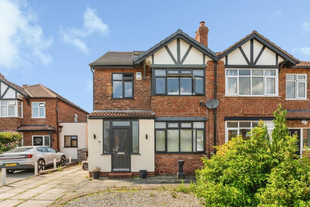 Main image of property: Mannings Lane South, Chester, Cheshire, CH2