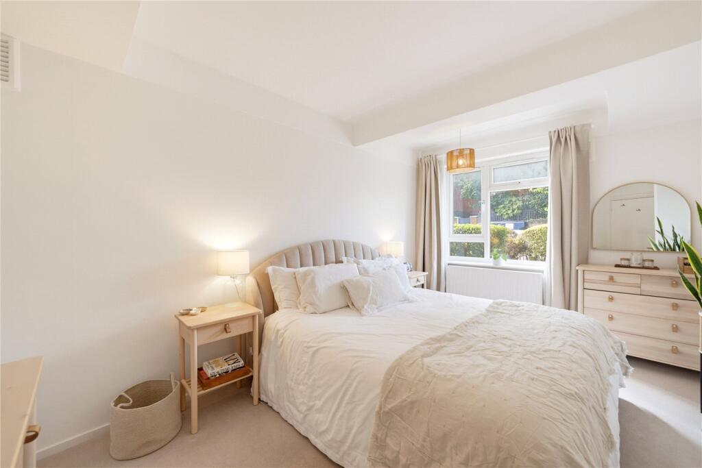 Apartment in London - View 4