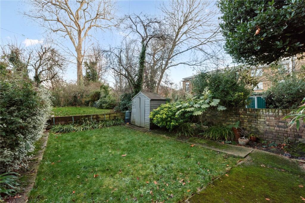 Apartment in London - View 4