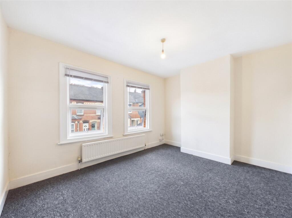 Apartment in Reading - View 2