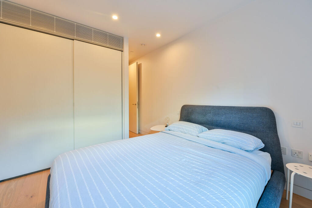 Apartment in London - View 4