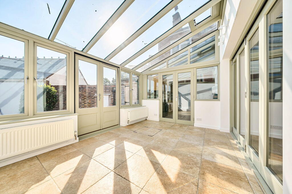 House in Tandridge, Lingfield - View 5