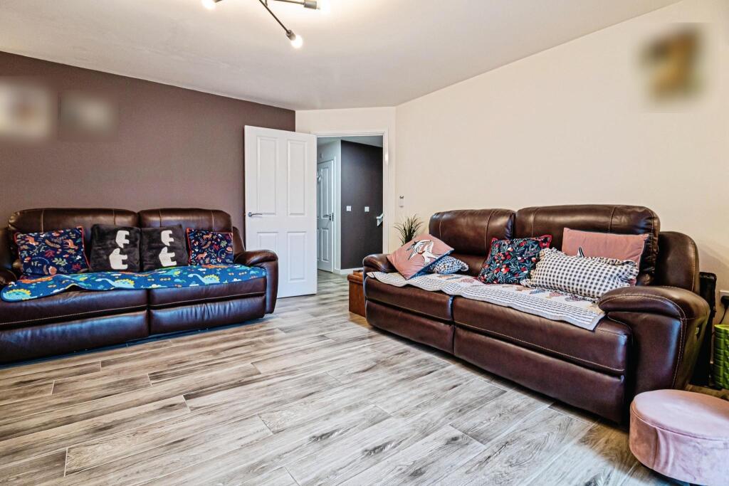 Riverside Way, Salford, M6 photo 2