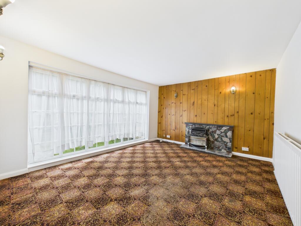 Eastern Dene, Hazlemere, Buckinghamshire, HP15 7BS photo 4