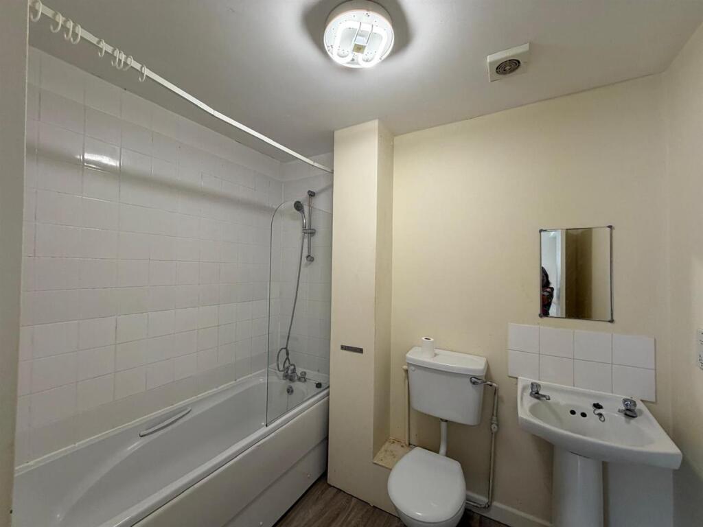 Apartment in South Oxfordshire, Old Didcot, Didcot - View 5