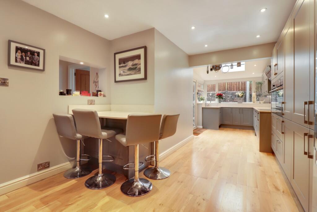 Withycombe Village Road, Exmouth, EX8 3BD photo 4