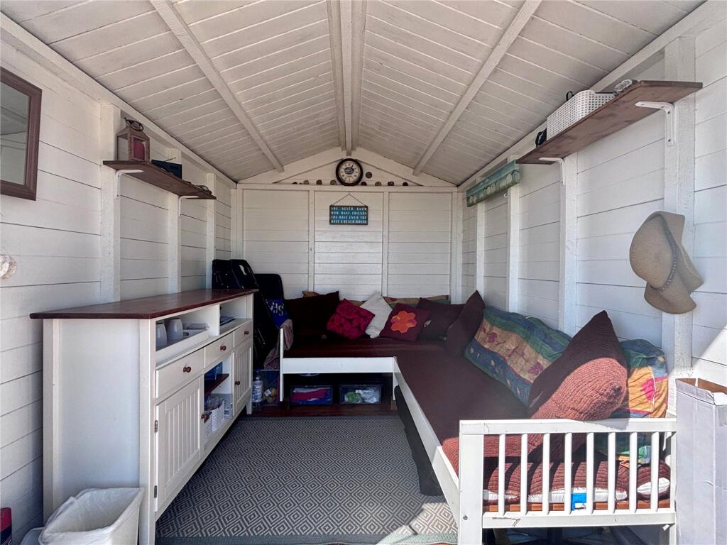 25a West Beach, Brighton Road, Lancing, BN15 photo 3