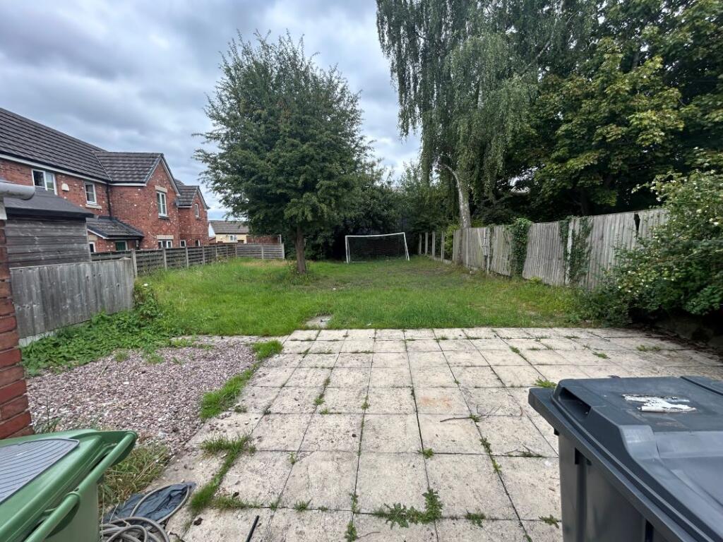 11, 13, 13a Lewin Street, Middlewich, Cheshire, CW10 9BG photo 3