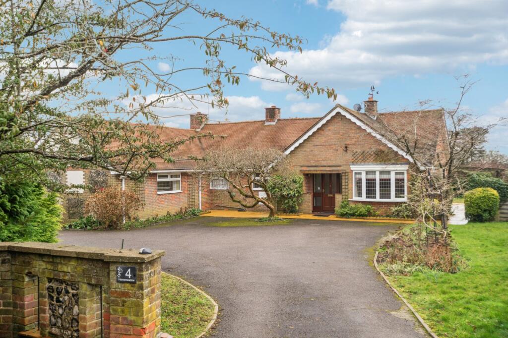 Home Meadow Drive, Flackwell Heath, High Wycombe, Buckinghamshire, HP10 photo 4