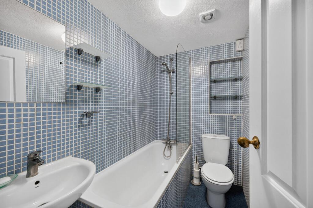 Apartment in London, Kentish Town - View 4