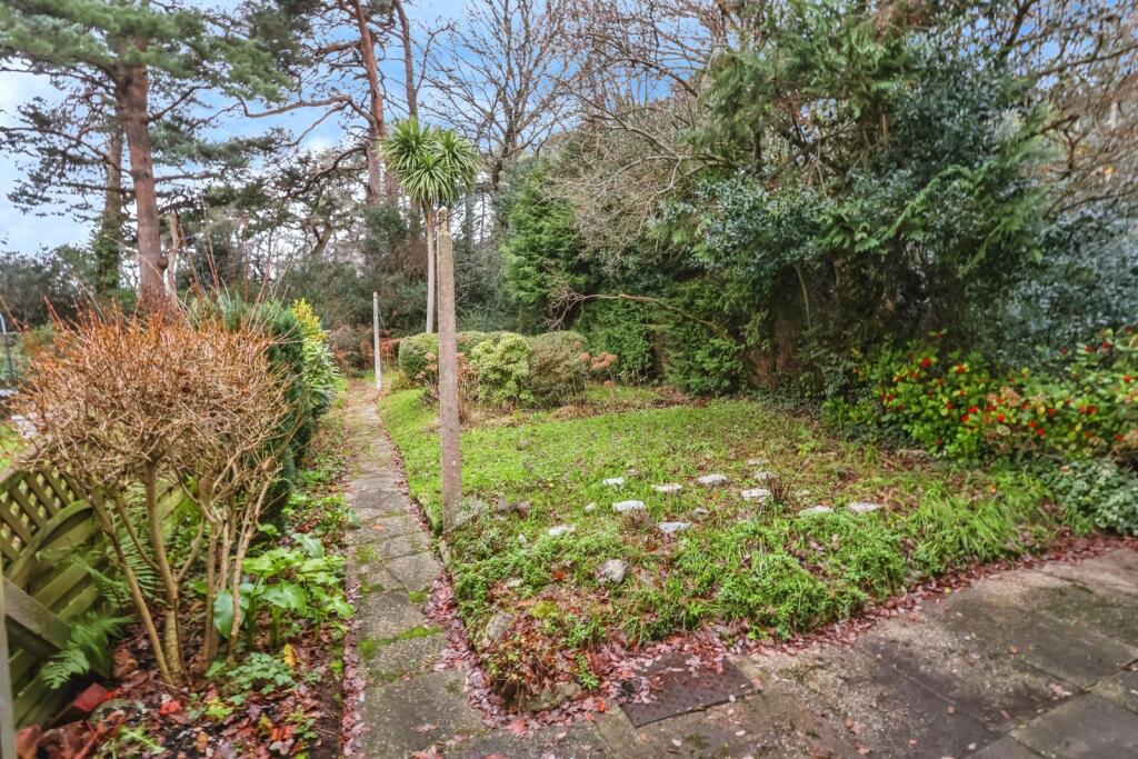 Loewy Crescent, Poole, Dorset, BH12 - View 2