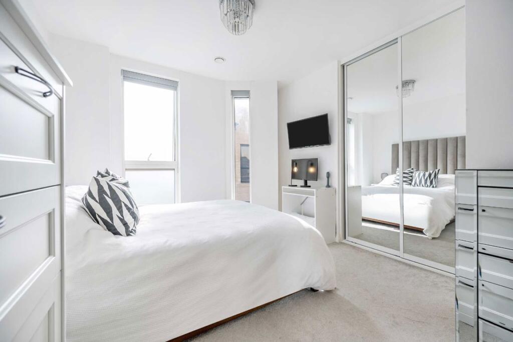 Apartment in London, Oakleigh Park, Whetstone - View 4