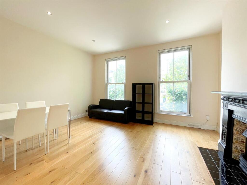 Apartment in London - View 3